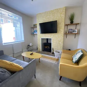 Sea Biscuit Cottage, Scarborough
